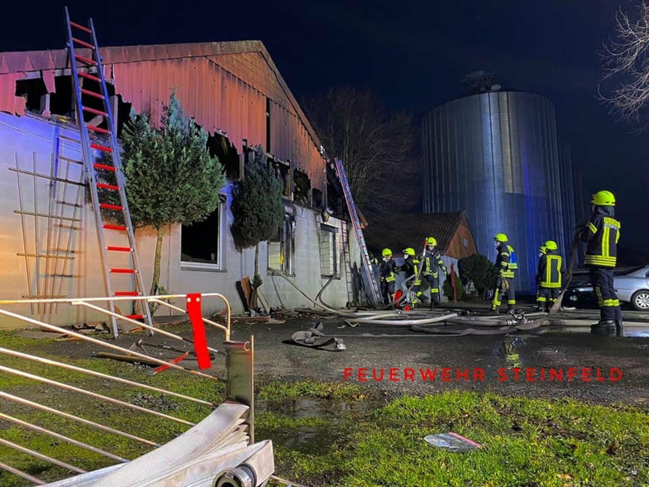 Einsatzmeldung: Zimmerbrand mit Menschenleben in Gefahr Image 1