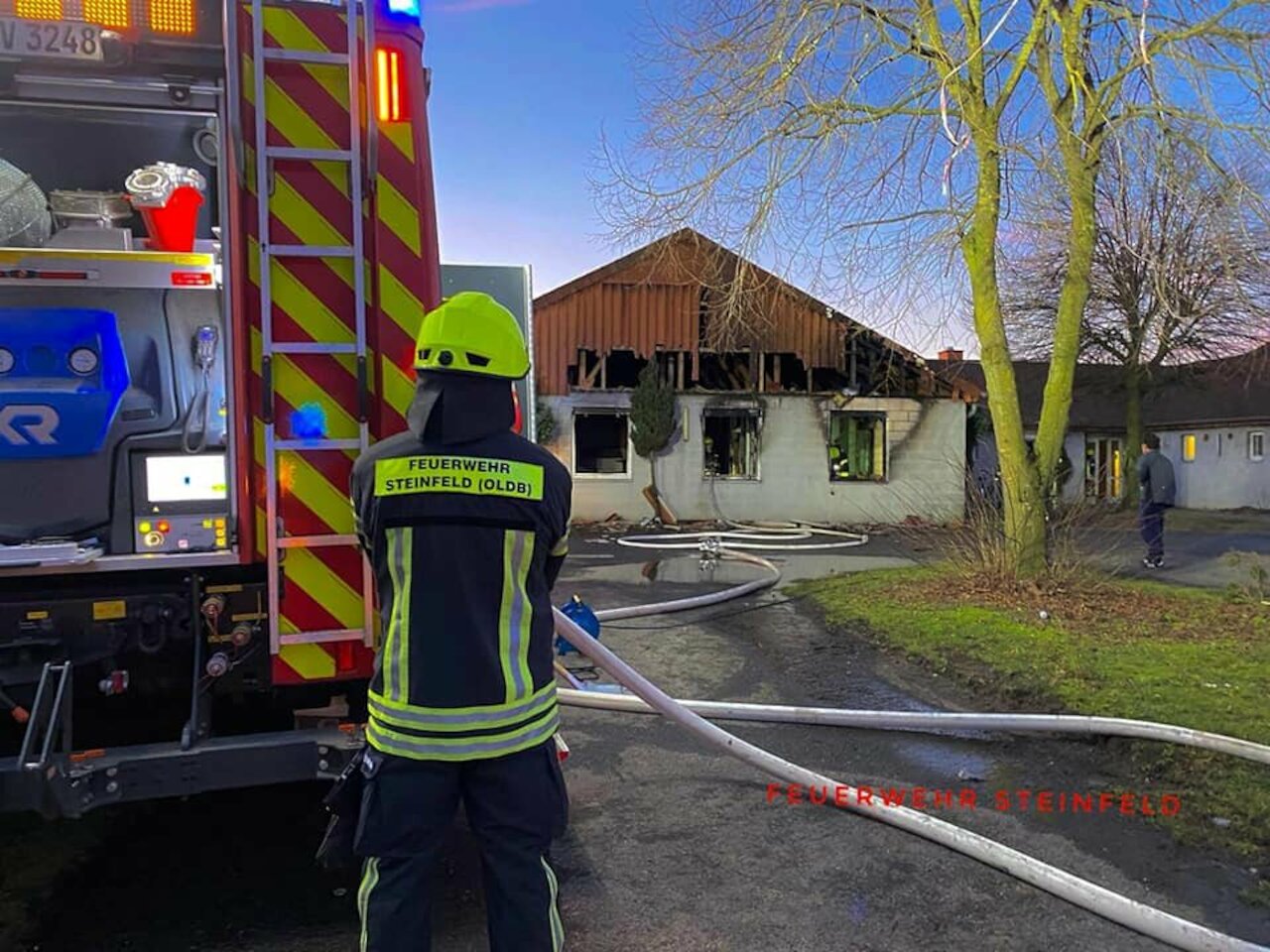 Einsatzmeldung: Zimmerbrand mit Menschenleben in Gefahr Image 3