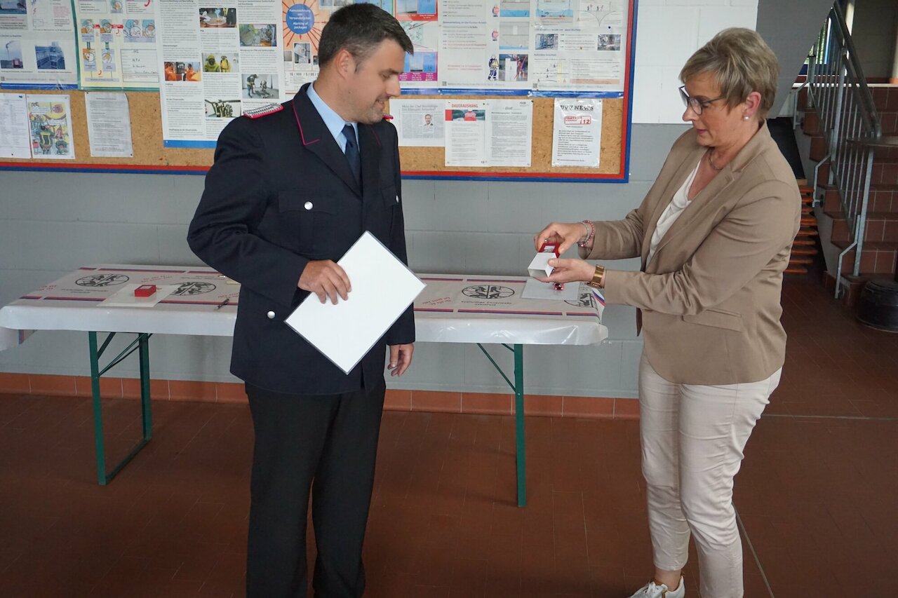 Jahreshauptversammlung und Einweihung GW L2 Image 9