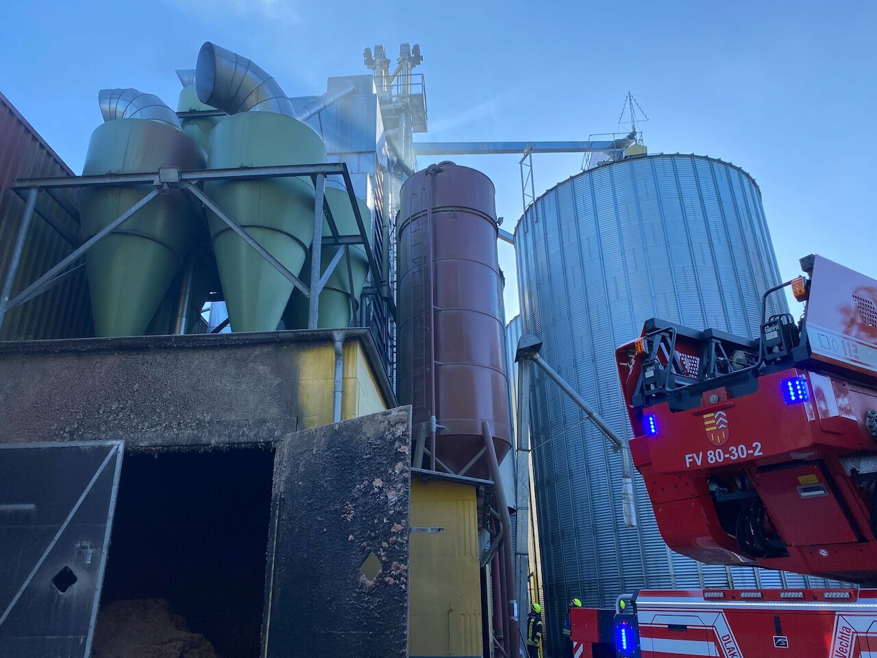 Einsatzmeldung: Feuer in Futtermitteltrocknungsanlage Image 7