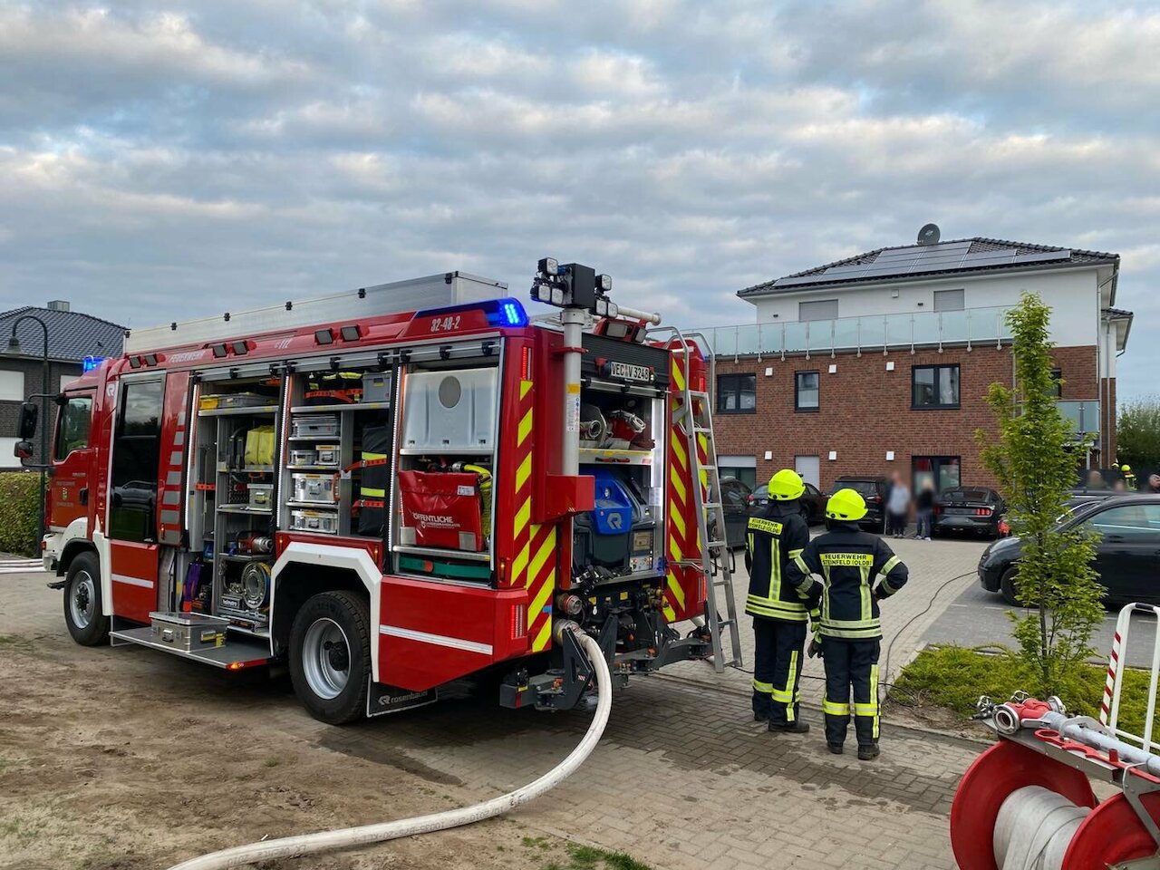 Einsatzmeldung: Brand einer Dachterrasse Image 1