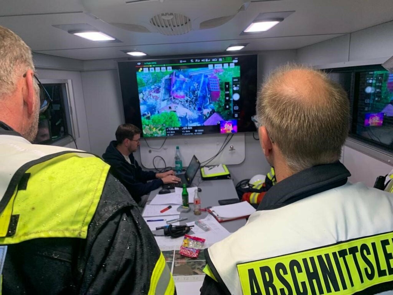 Einsatzmeldung: Großbrand einer Maschinenbaufirma Image 7