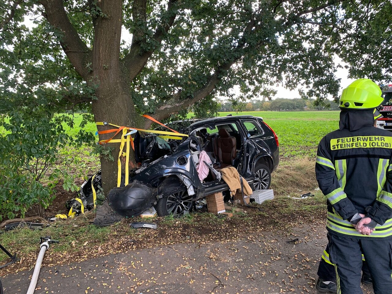 Einsatzmeldung: Schwerer Verkehrsunfall in Mühlen mit vier lebensgefährlich verletzten Personen Image 1