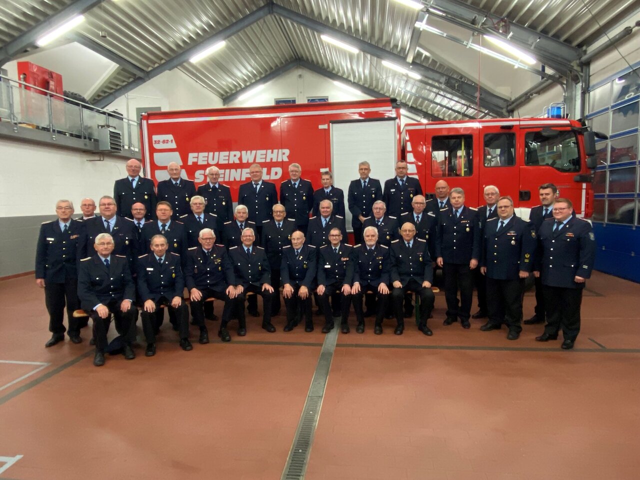 Ehemalige Führungskräfte der Feuerwehren des LK Vechta Treffen sich in Steinfeld Image 1