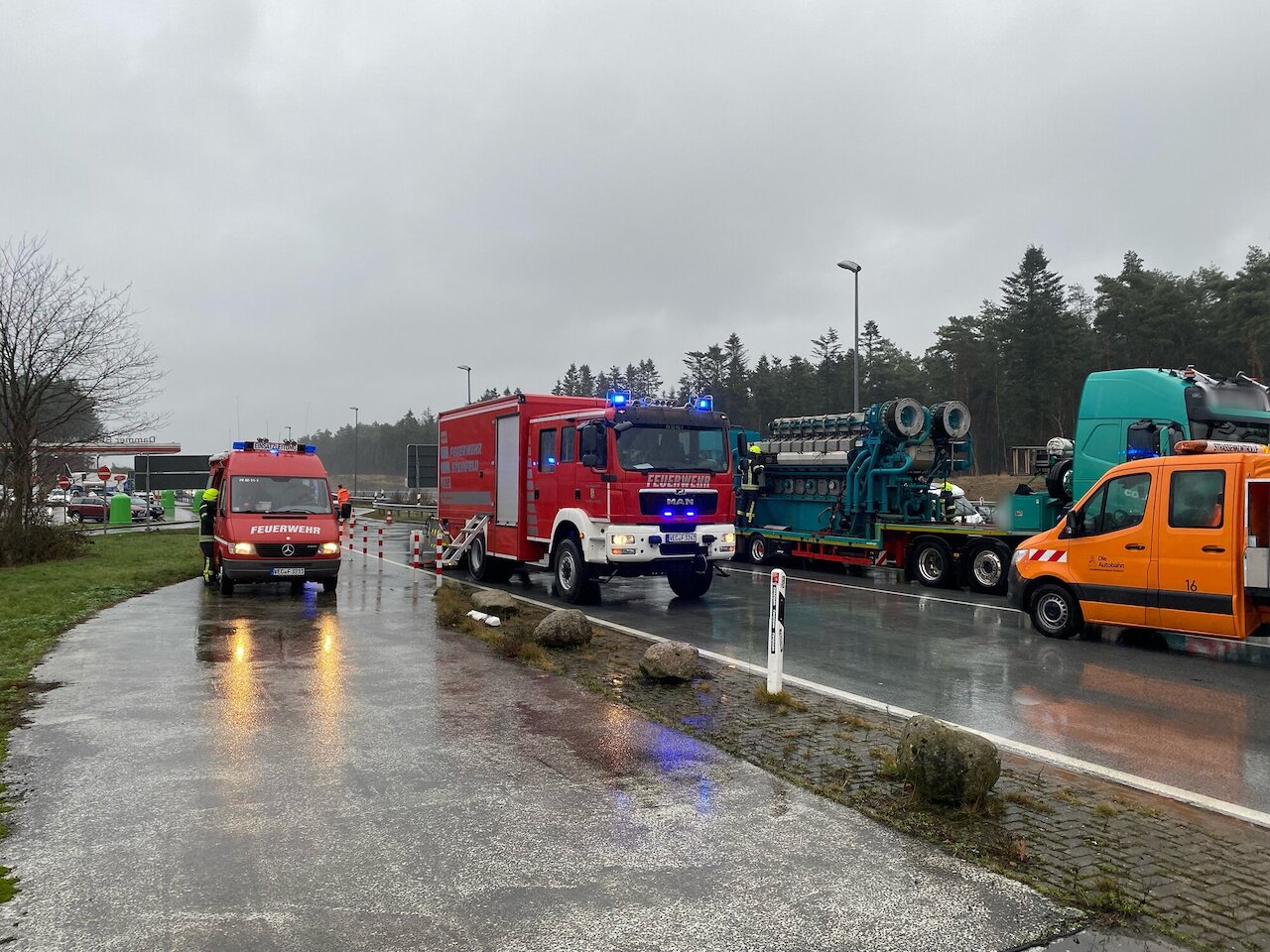 Einsatzmeldung: Ölschaden an der BAB 1 Image 2