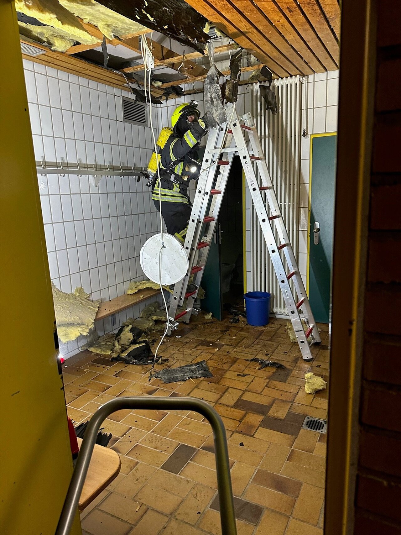 Kabelbrand in großer Sporthalle Image 3