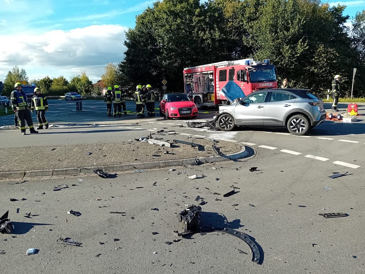 Schwerer Kreuzungsunfall mit mehreren verletzten Image 3
