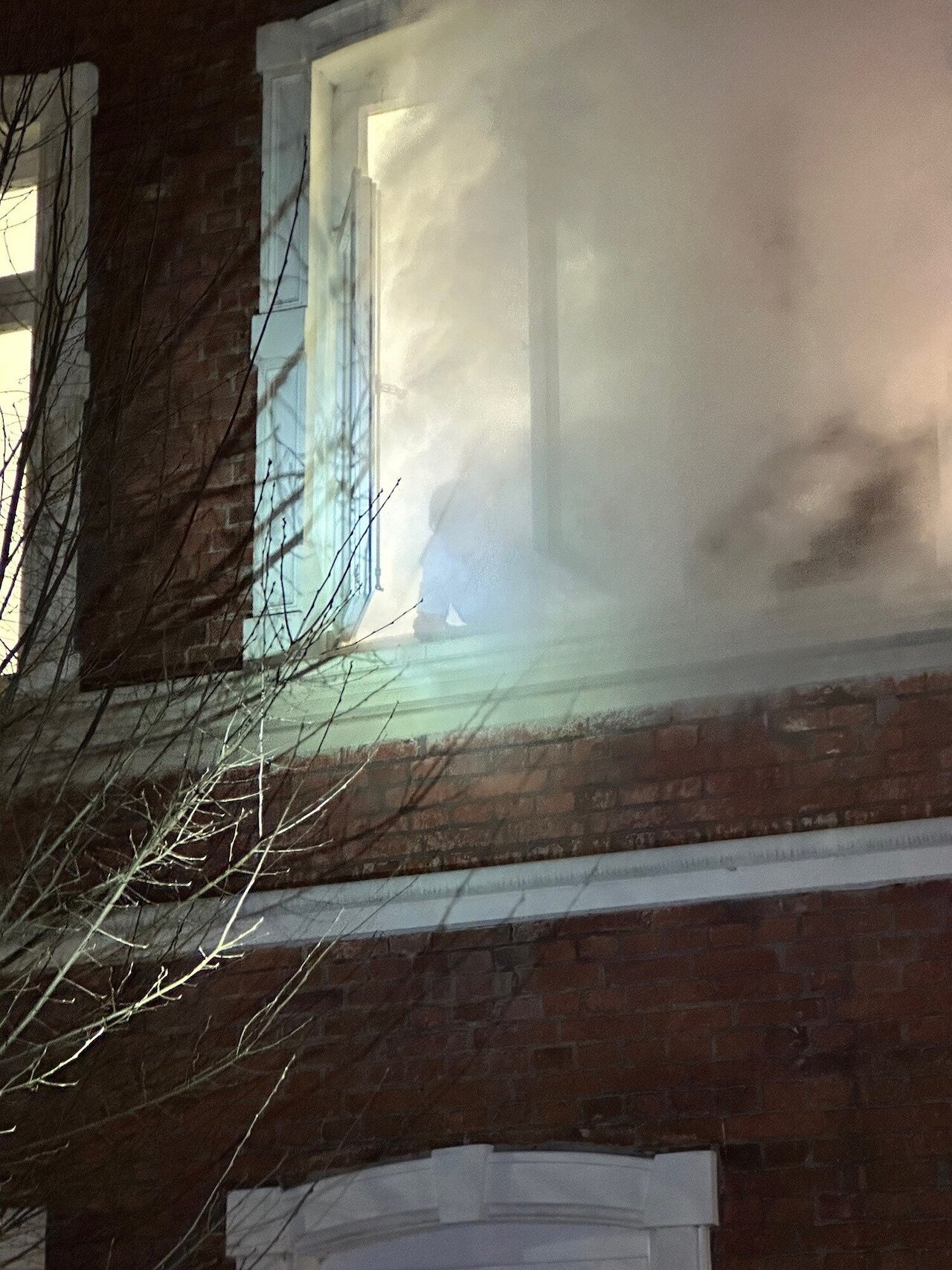 Realitätsnaher Einsatz: Feuerwehr Steinfeld meistert herausfordernde Übung am Jugendtreff Image 3