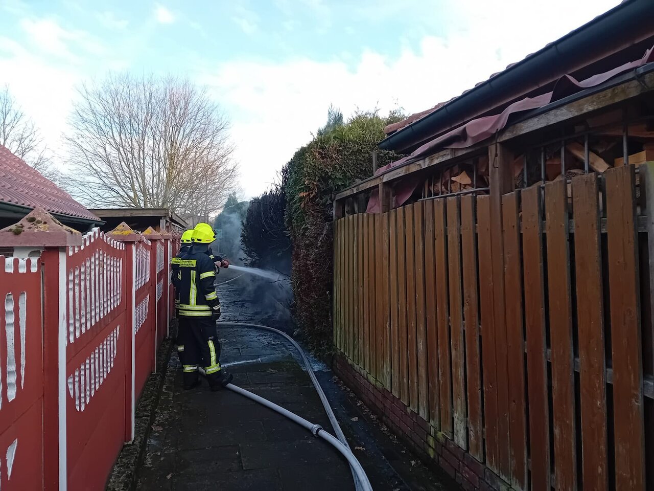 Schnelles Eingreifen verhindert Brandausbreitung Image 1