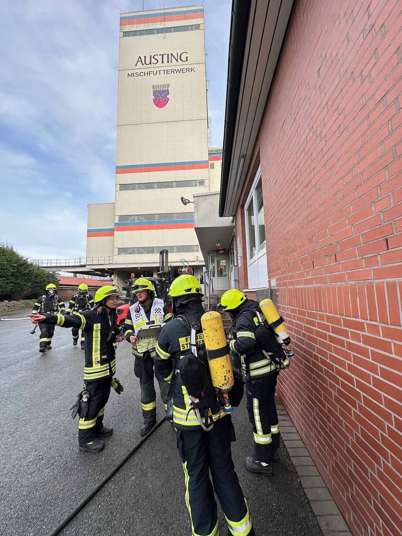 Drei Einsätze an einem Tag – Feuerwehr Steinfeld trotz Tannenbaumaktion mehrfach gefordert Image 2