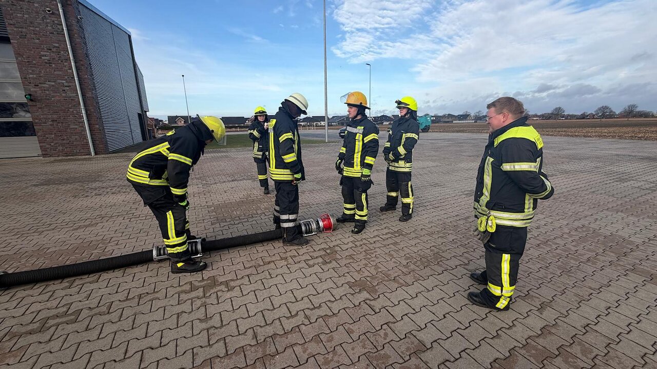 Gemeinsam stärker – MGLA-Praxistag der Feuerwehren Holdorf, Fladderlohausen und Steinfeld Image 8