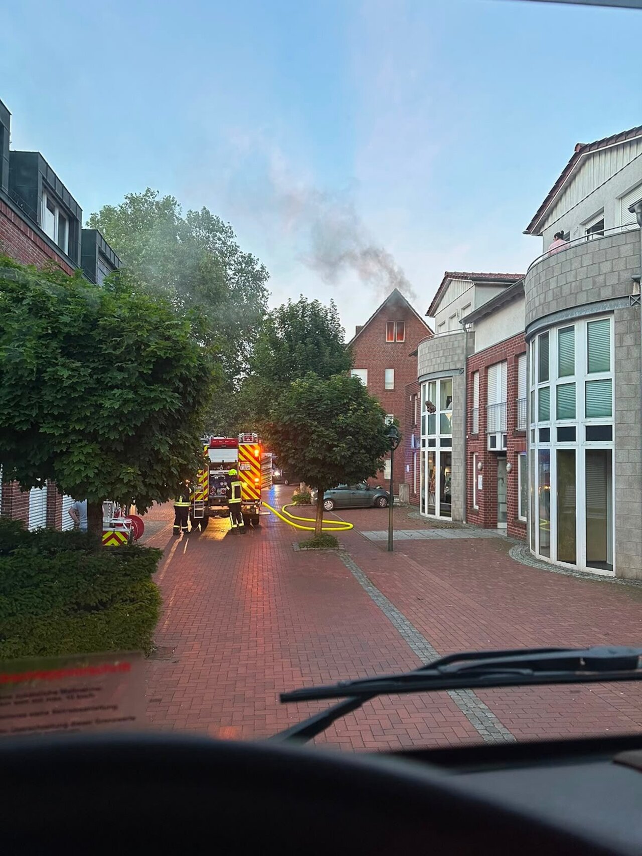 Zwei Brandeinsätze innerhalb von 45 Minuten – Feuerwehr Steinfeld bei hochsommerlichen Temperaturen gefordert Image 2